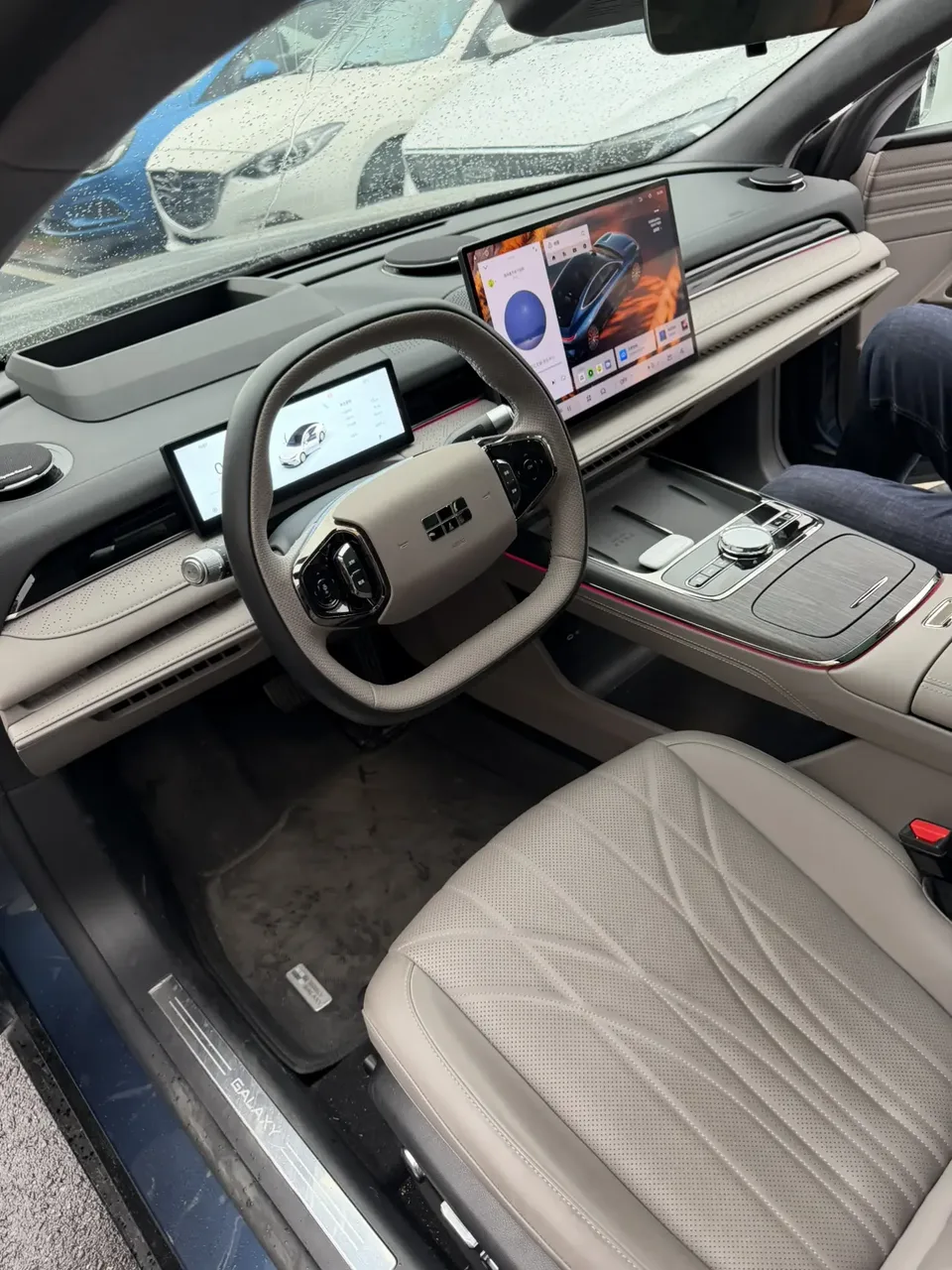 Geely Galaxy Star 8 PHEV 130km EM-P Exploration Edition 2025 — миниатюра 3