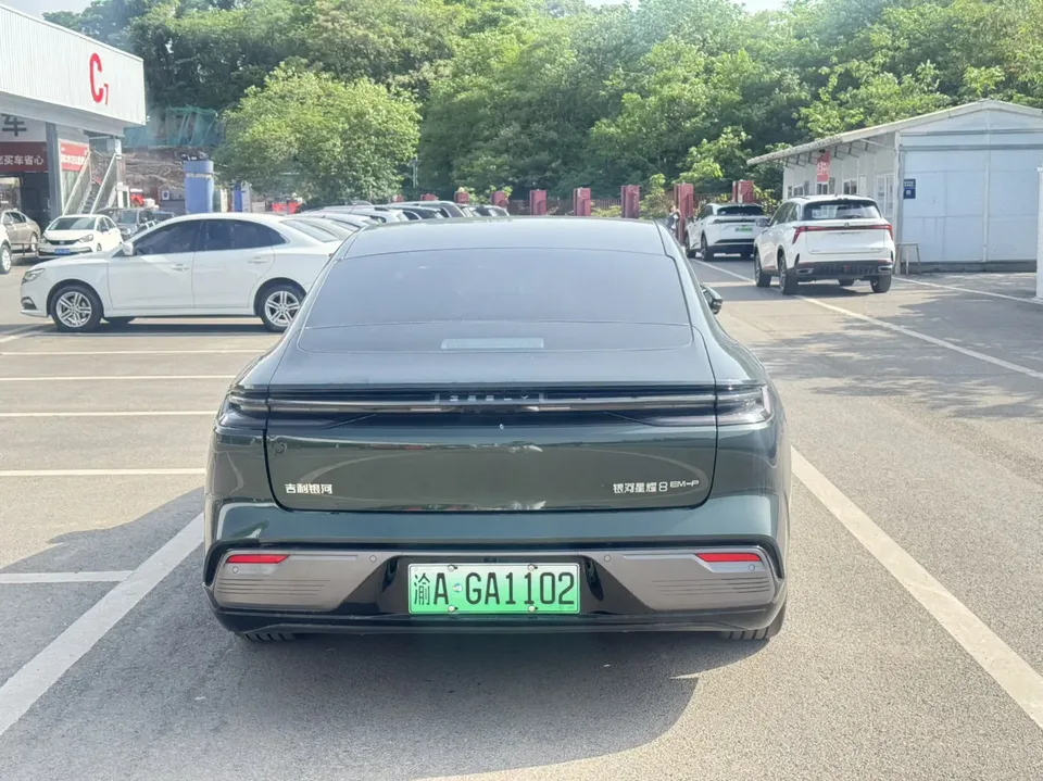 Geely Galaxy Star 8 PHEV 130km EM-P Starship Edition 2025 — миниатюра 2