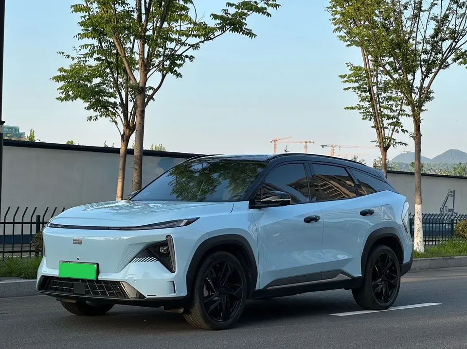 Geely Galaxy L7 2023