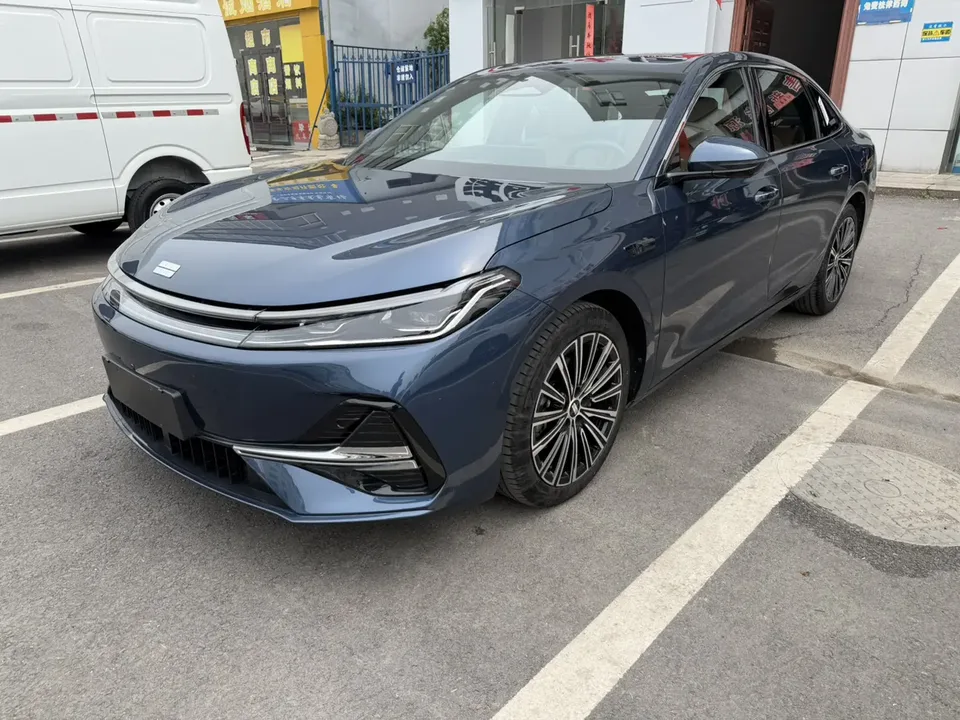 Geely Galaxy A7 EM 2025