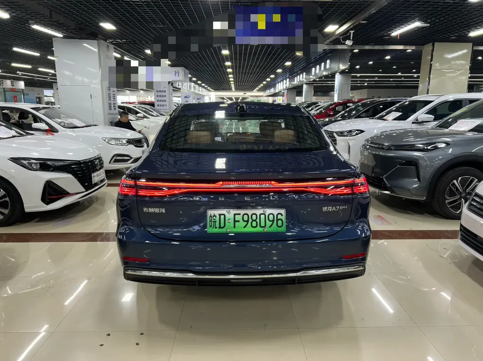 Geely Galaxy A7 EM 150km Starship Edition 2025 — миниатюра 2