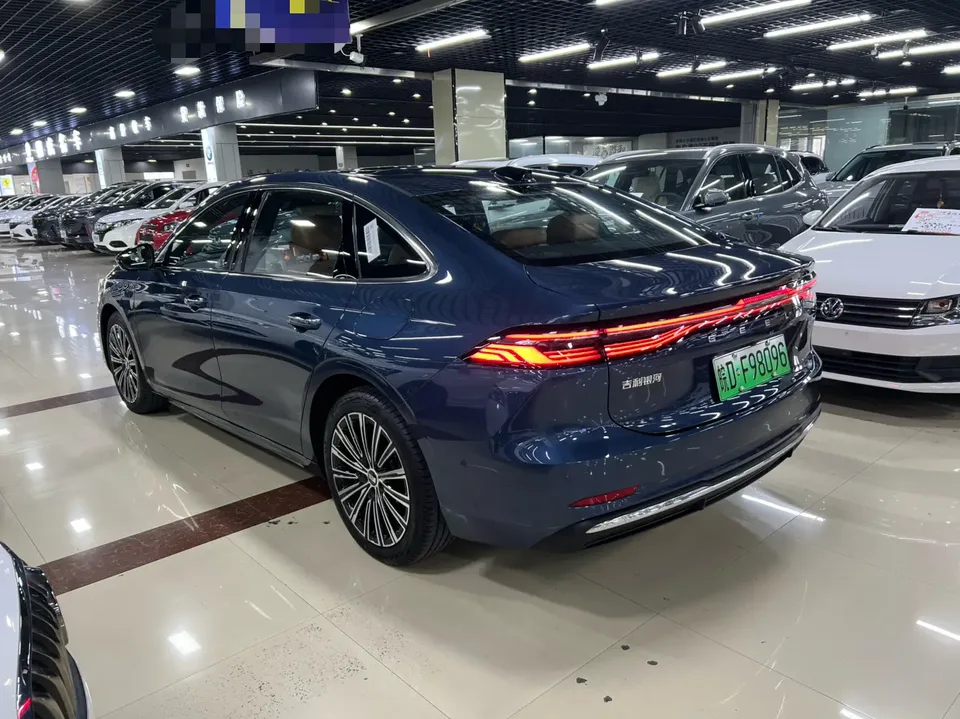 Geely Galaxy A7 EM 150km Starship Edition 2025 — миниатюра 4