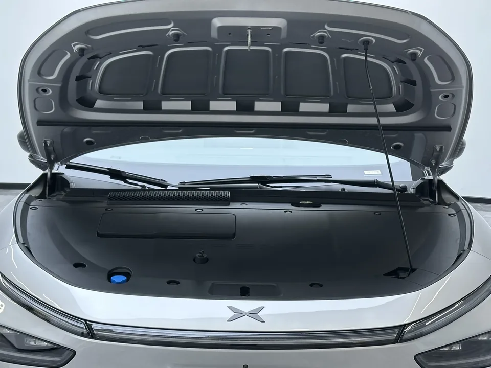 XPeng P7+ long-range Max 2025 — миниатюра 3
