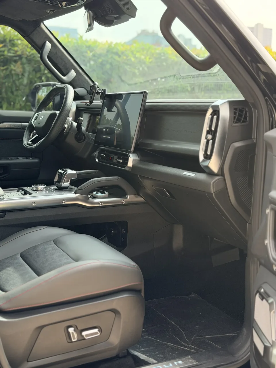 Jetour Jet Traveler 2.0TD 4WD Conquer PRO 2024 — миниатюра 4