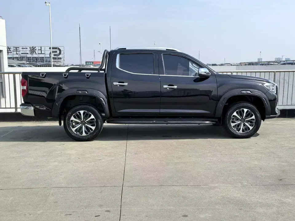 Datong Interstellar Star R 2.0T automatic gasoline two-wheel drive luxury version long box 2025 — миниатюра 2