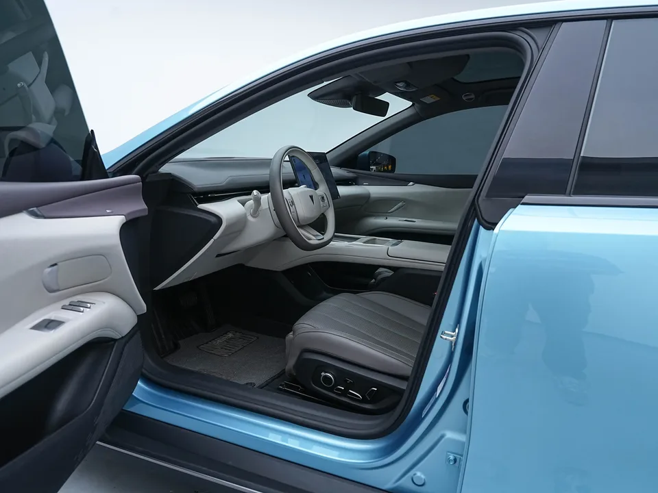 Deepal dark blue L07 230Max Qiankun Intelligent Driving ADS SE Edition 2024 — миниатюра 5