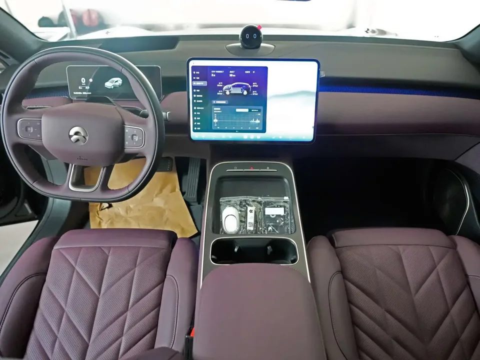 NIO ET5T model 75kWh 2026 — миниатюра 2