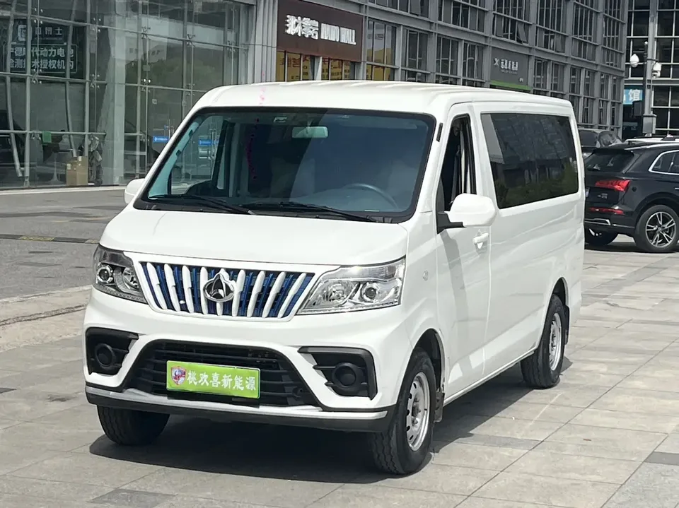 Changan Kaicene Ruixing EM80 2025