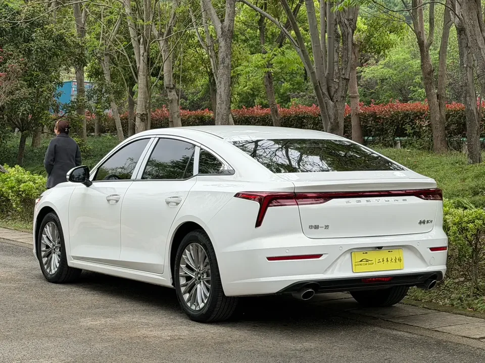 FAW Bestune B70 Besturn B70 2022 third generation 1.5T automatic enjoyment model 2024 — thumbnail 2