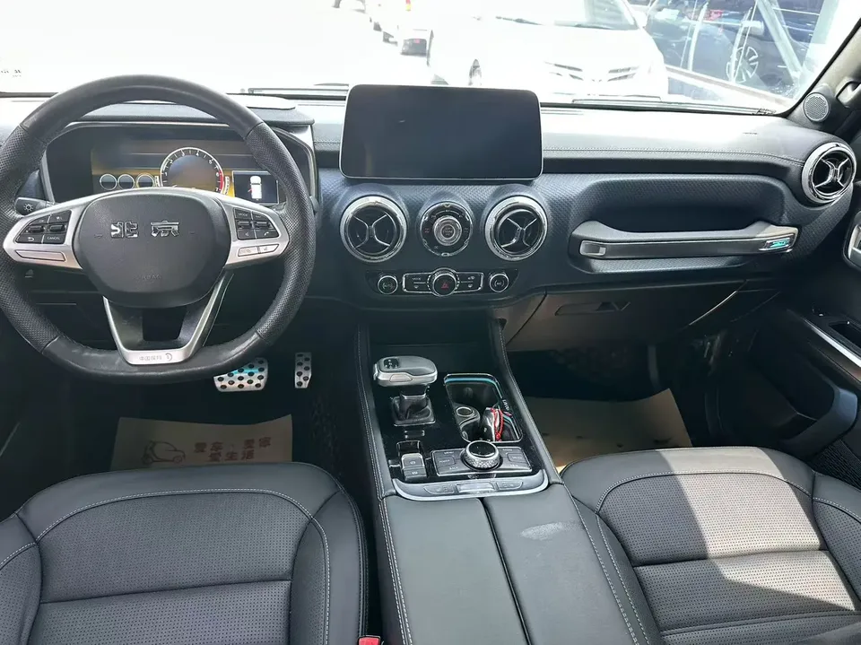 BAIC Beijing Off-road BJ40 2.0T Automatic 4WD Touring Tower Champion Edition 2022 — миниатюра 5