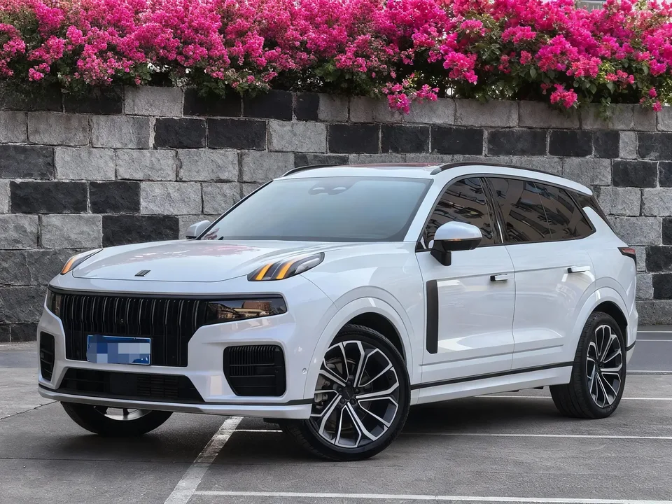Lynk & Co 09 2022