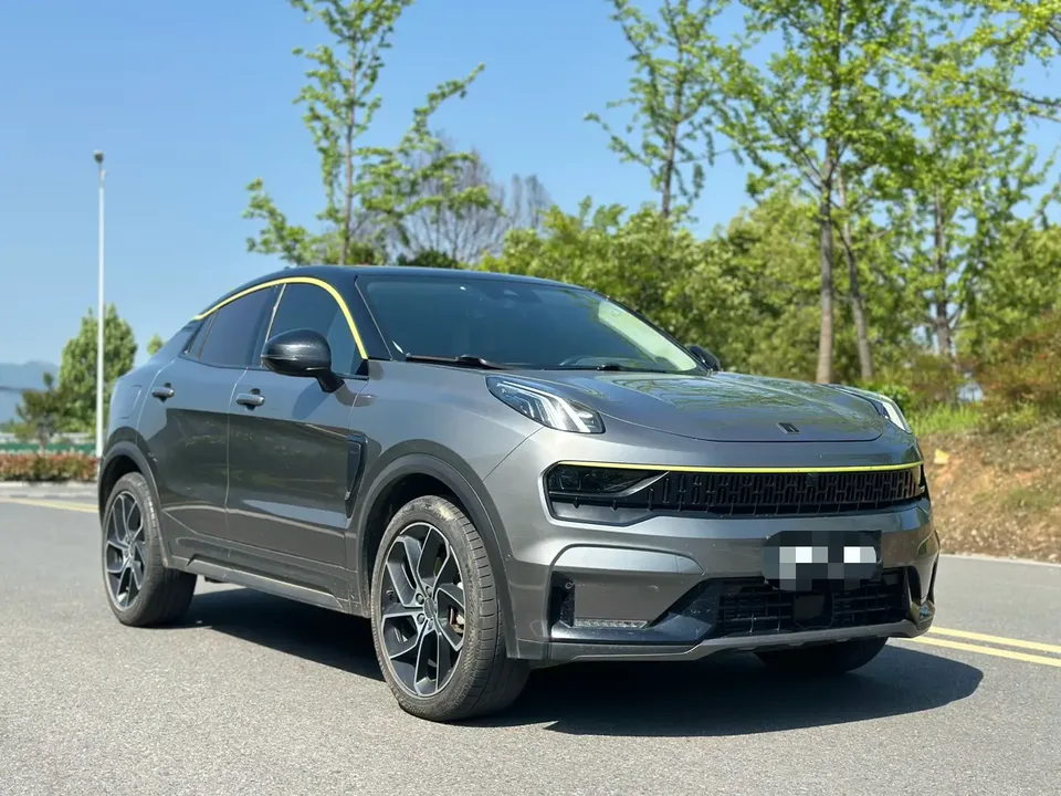 Lynk & Co 05 2.0TD two-wheel drive shines Halo 2022 — миниатюра 3