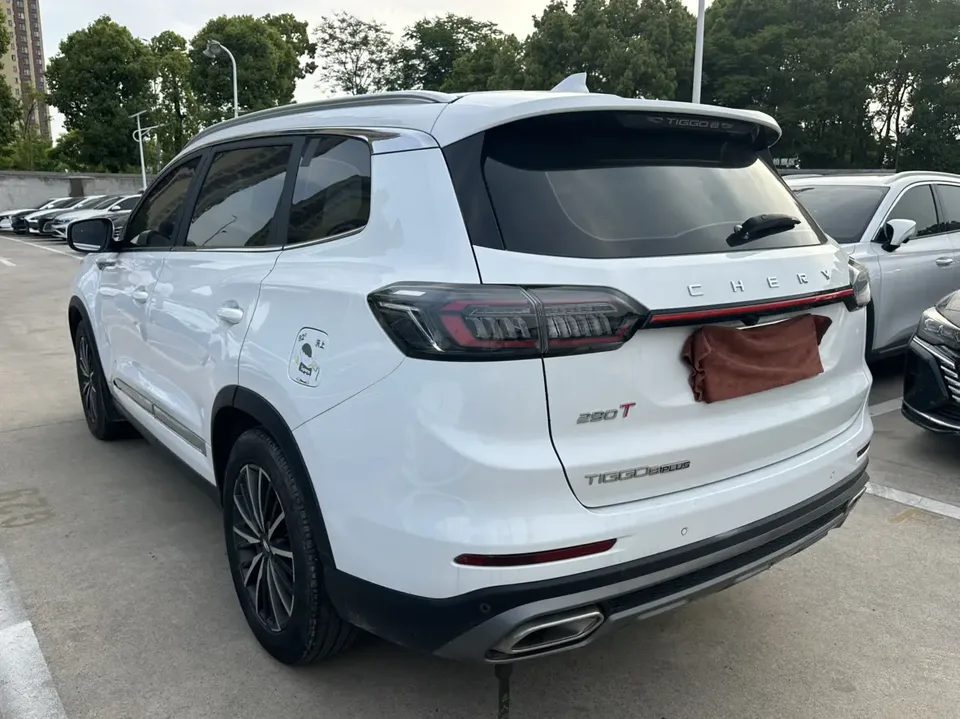Chery Tiggo 8 PLUS 290TGDI DCT luxury edition+ 2023 — миниатюра 5