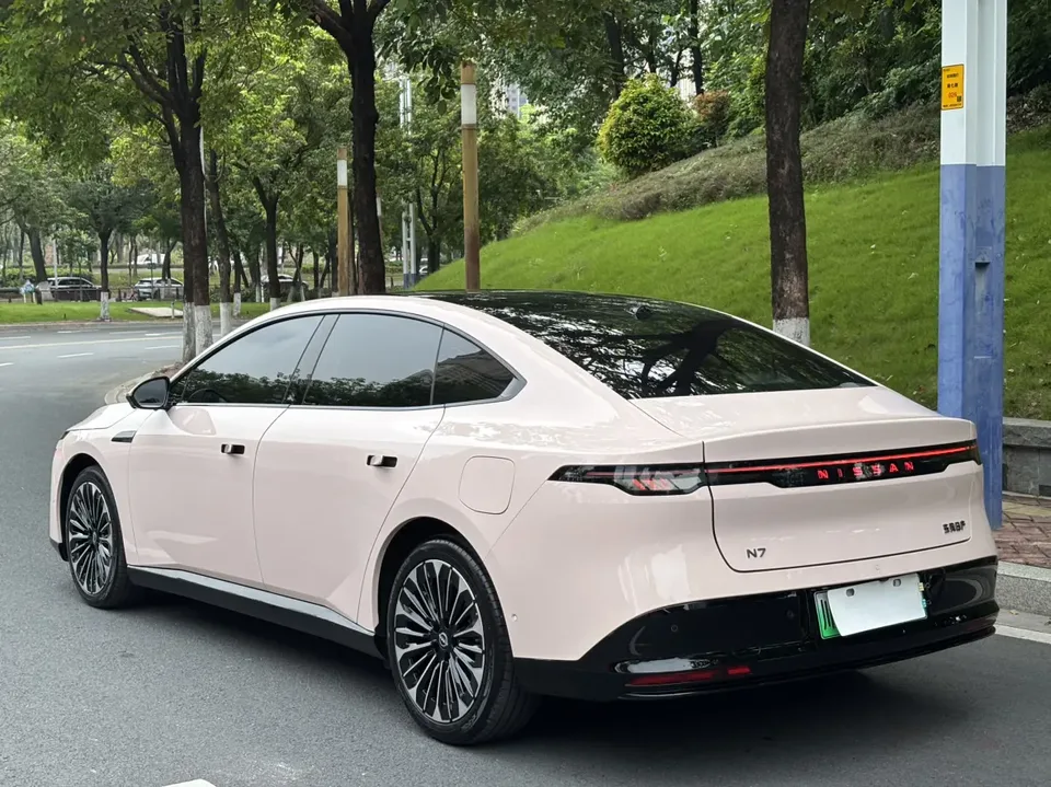 Nissan N7 510 MAX 2025 — миниатюра 2