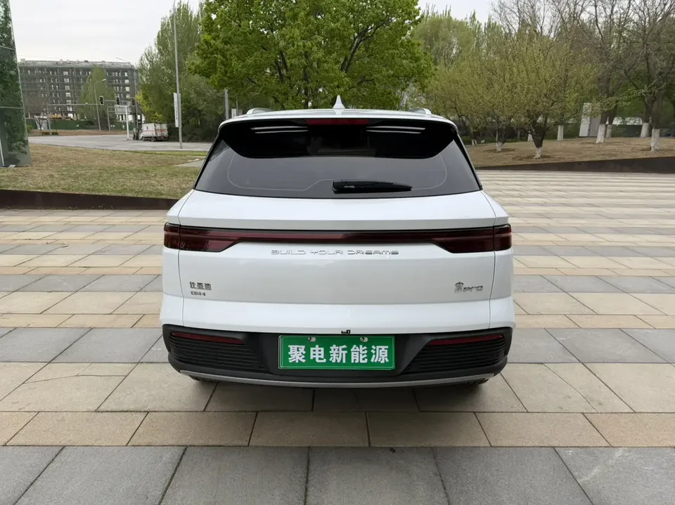 BYD Song Pro DM DM-i Champion Edition 110km Surpassing Edition 2024 — миниатюра 2