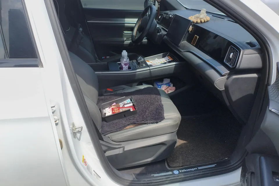 BYD Song Pro DM Second Generation Intelligent Driving Edition DM-i 75KM Leading Edition 2025 — миниатюра 3