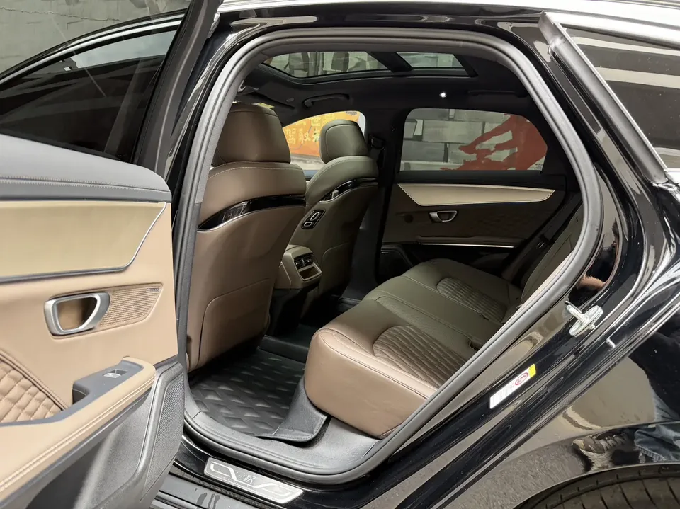 BYD Han DM DM-i Champion Edition 121KM Prestige Edition 2023 — миниатюра 3