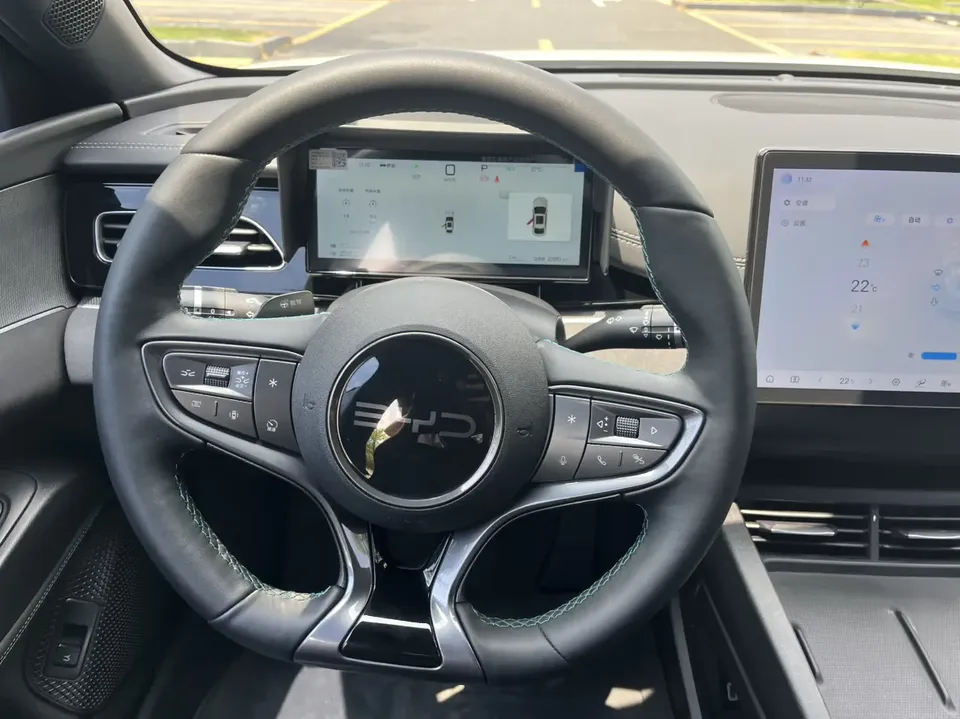 BYD Seal 06DM Intelligent Driving Edition DM-i 80KM Luxury Edition 2025 — миниатюра 5