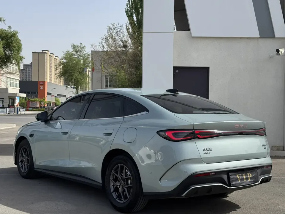 BYD Seal 06DM Intelligent Driving Edition DM-i 80KM Luxury Edition 2025 — миниатюра 4