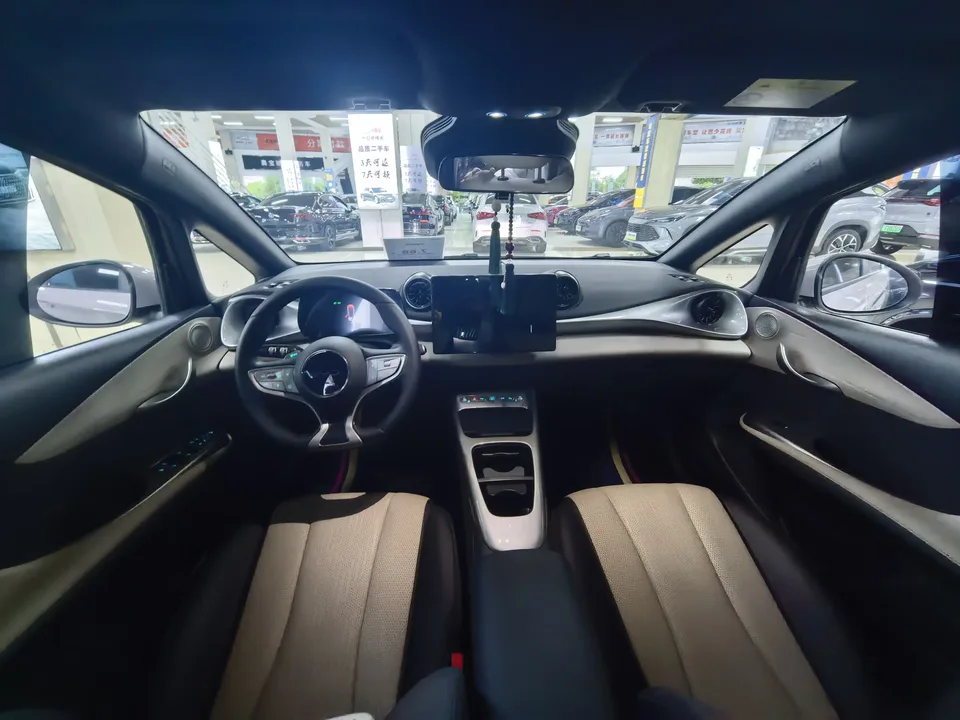 BYD Dolphin Smart Driving Edition 420KM Freedom Edition 2025 — миниатюра 5