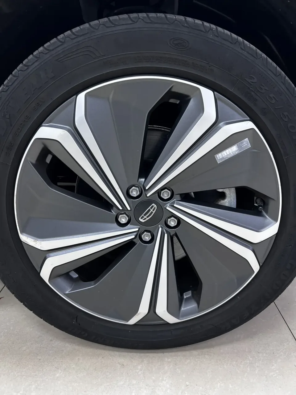 Geely Monjaro 1.5T Thor HiF Hybrid Edition Super Fast 2022 — миниатюра 5