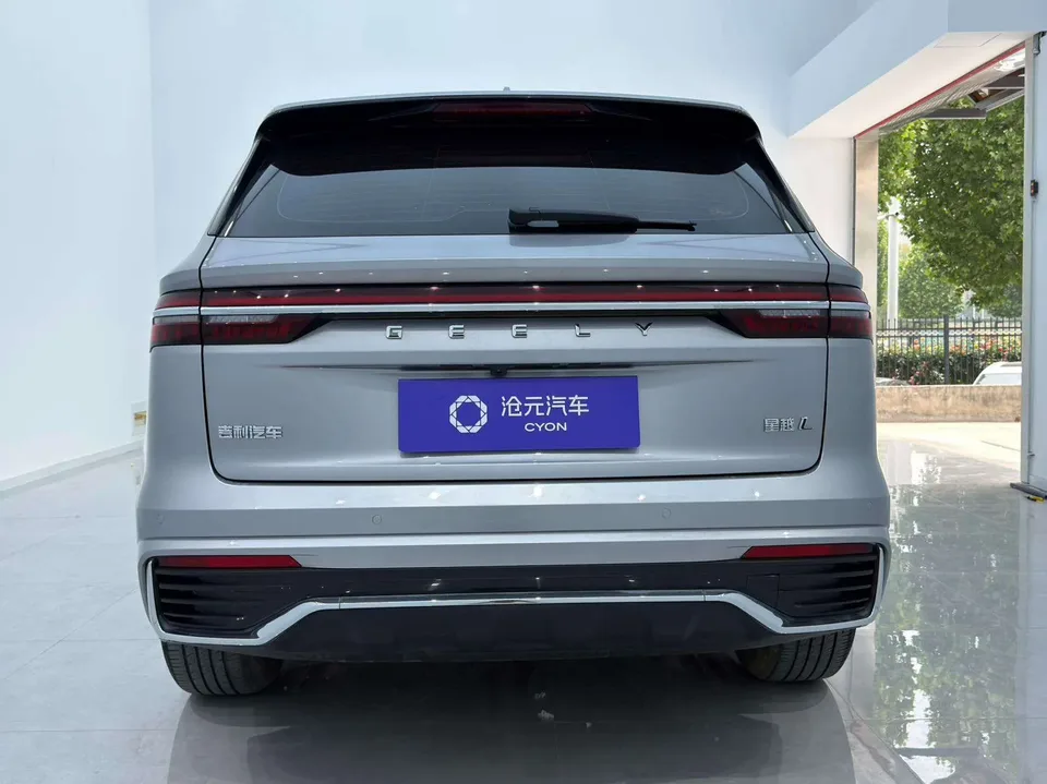 Geely Monjaro 2.0TD DCT EVO 2WD Premium Edition 2022 — миниатюра 2