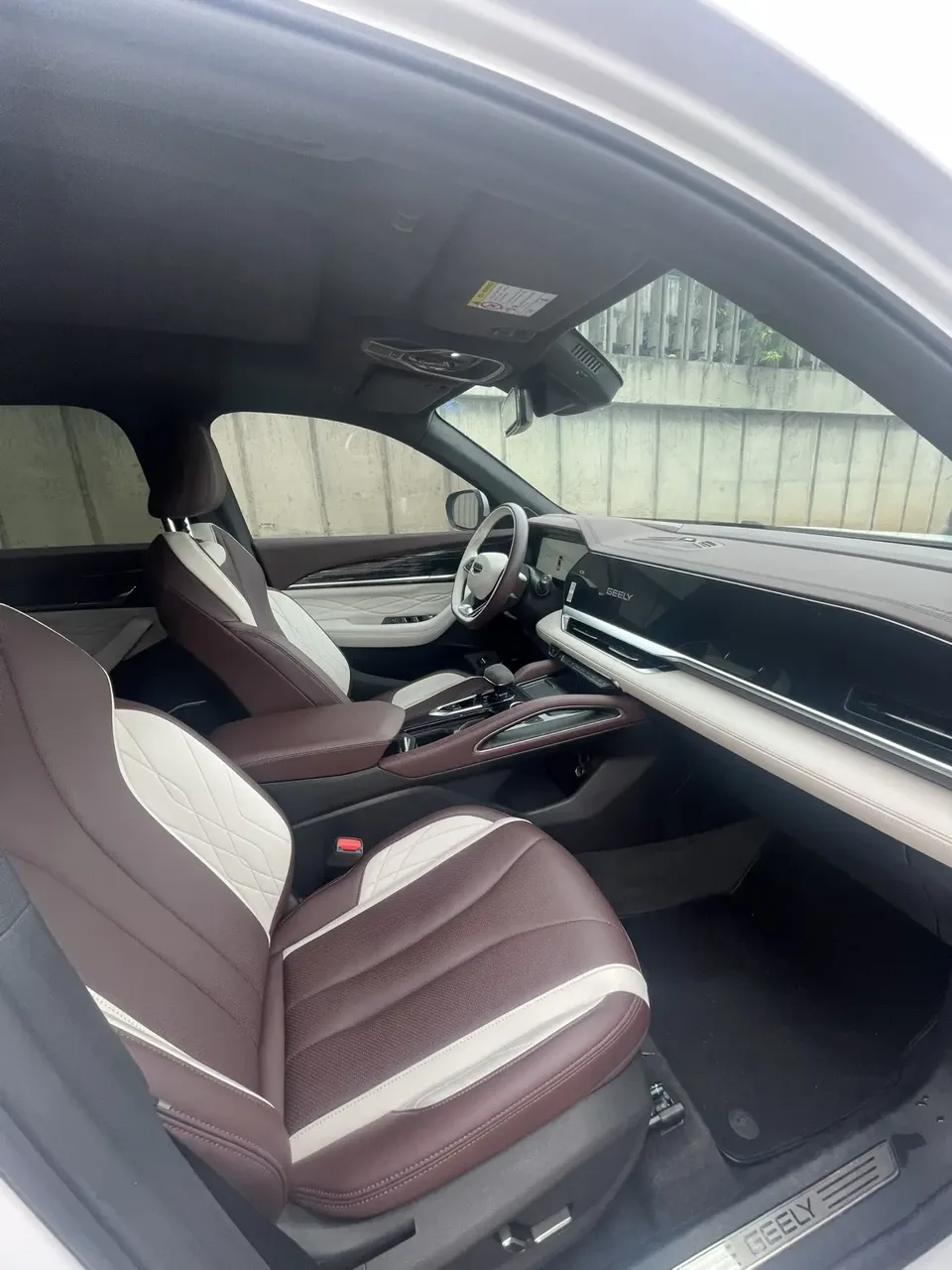 Geely Monjaro 2.0TD DCT EVO 2WD Smart Edition 2023 — миниатюра 5