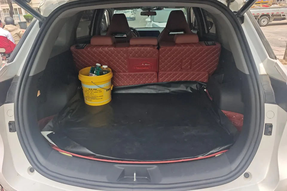 Changan CS75PLUS third generation 1.5T automatic premium model 2023 — миниатюра 4