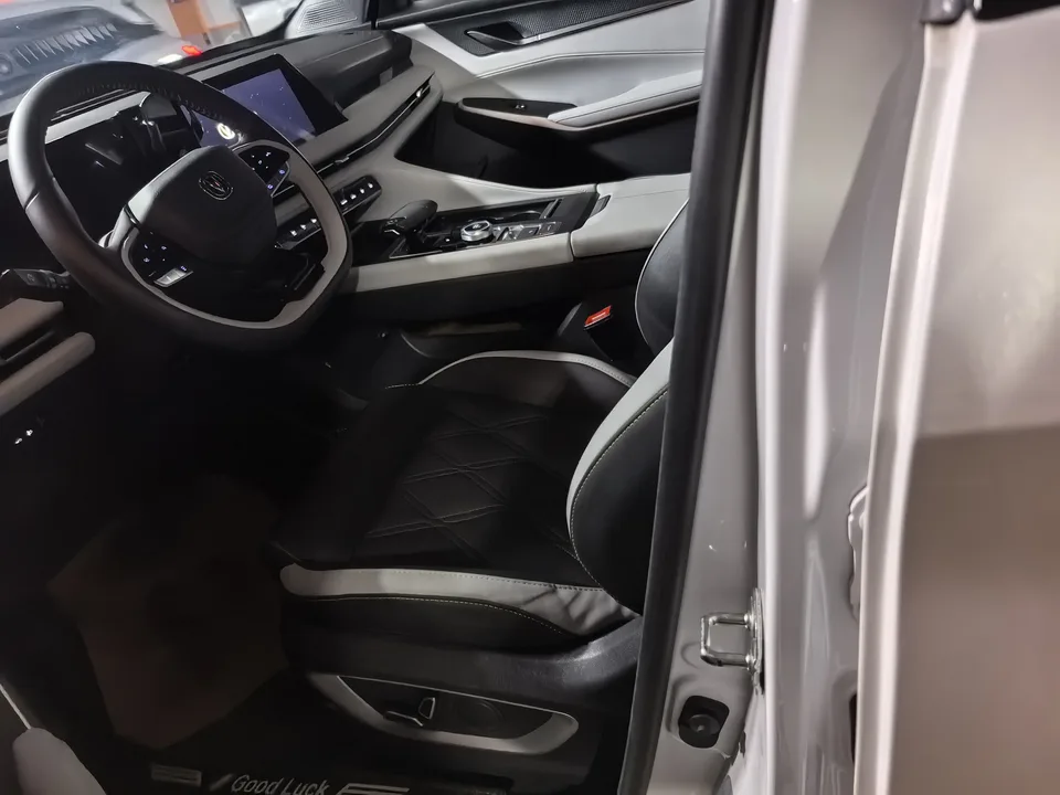 Changan CS75PLUS third generation champion version 1.5T automatic intelligent driving dynamic navigation model 2024 — миниатюра 4