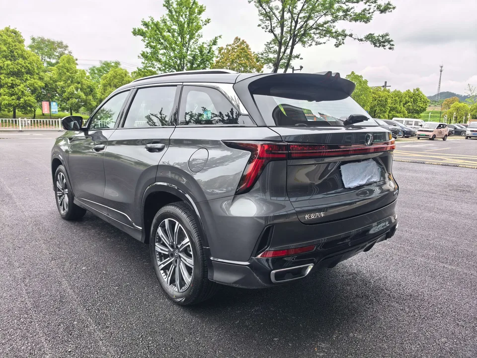 Changan CS75PLUS Changan CS75 PLUS 2025 fourth generation 1.5T New Blue Whale Smart Premium Edition 2025 — миниатюра 2