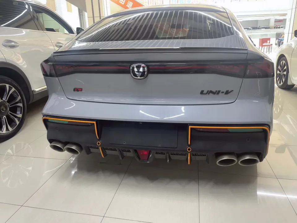 Changan UNI-V 2.0T Fengsu Edition 2022 — миниатюра 2