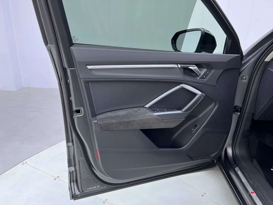 Audi Q3 SPORTBACK Audi Q3 Sportback 2023 40 TFSI Fashion 2023 — миниатюра 4