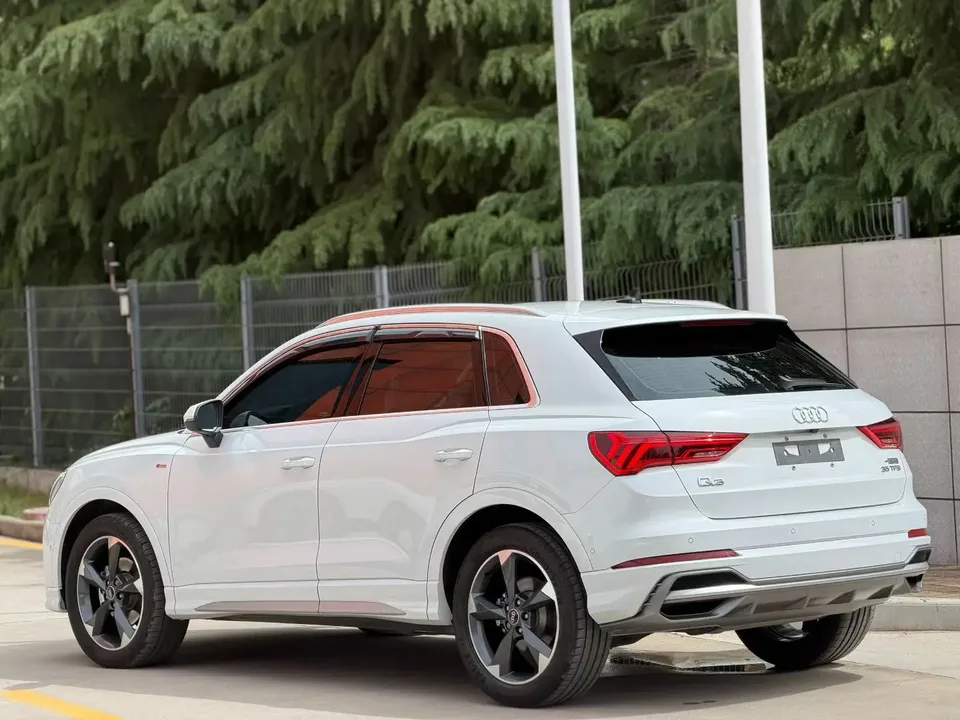 Audi Q3 35 TFSI Fashion Dynamic Edition (1.5T) 2023 — миниатюра 4