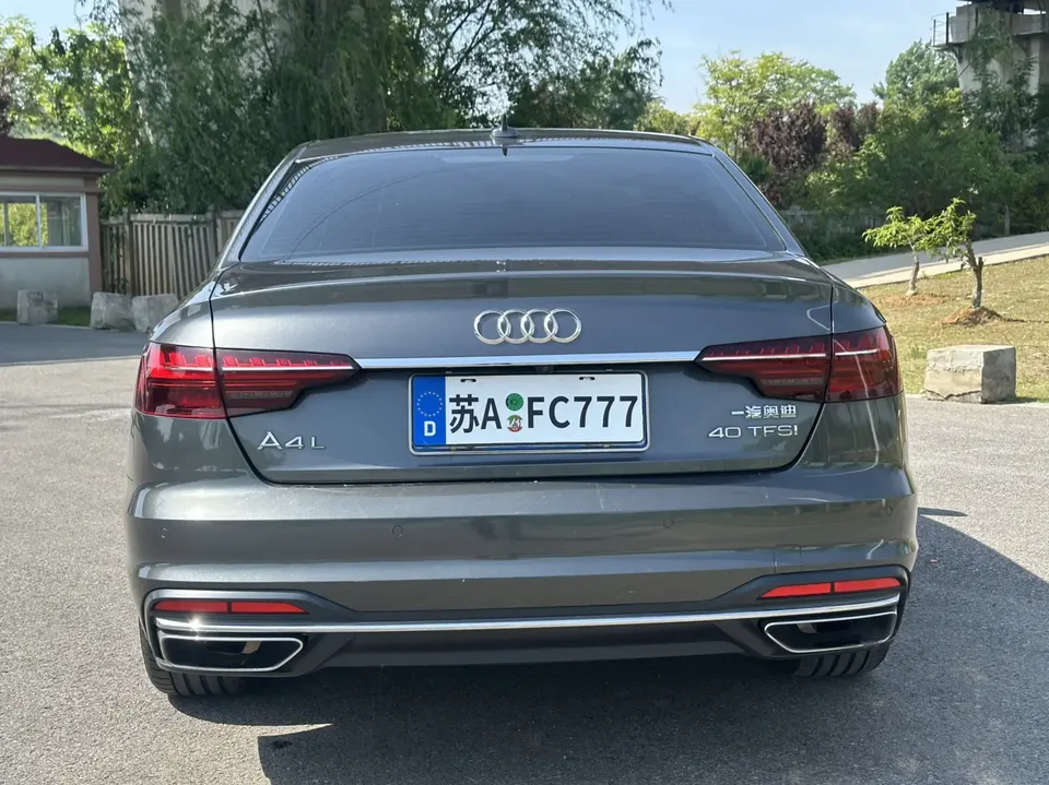 Audi a4 l Audi A4L 2022 40 TFSI Fashionable and Elegant 2022 — миниатюра 2