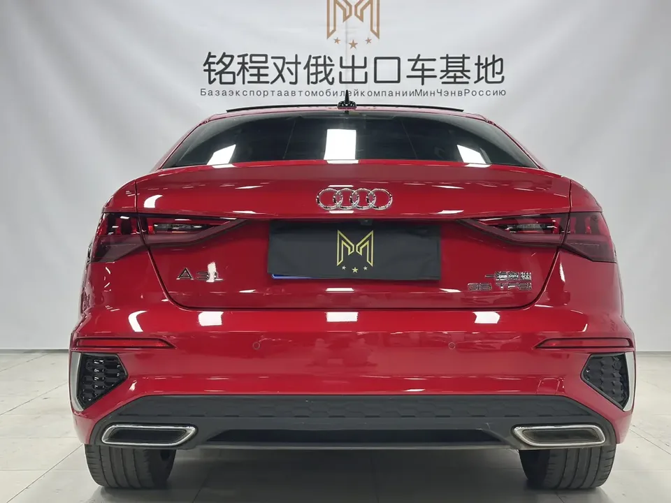 Audi A3 A3L Limousine 35 TFSI Fashion Sports 2022 — миниатюра 2