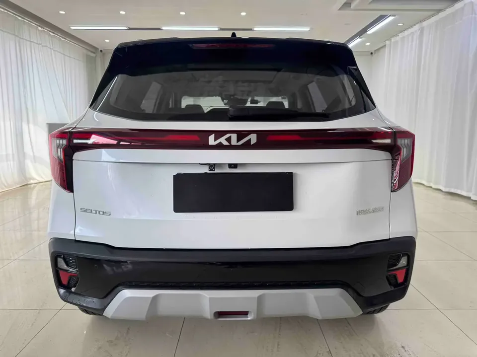 Kia Seltos 1.4T DCT Deluxe Edition 2023 — миниатюра 2