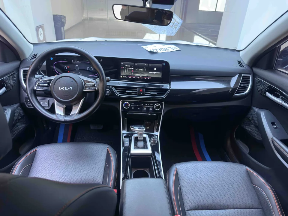 Kia Seltos CYLTUS 1.5L IVT Luxury Edition 2024 — миниатюра 4