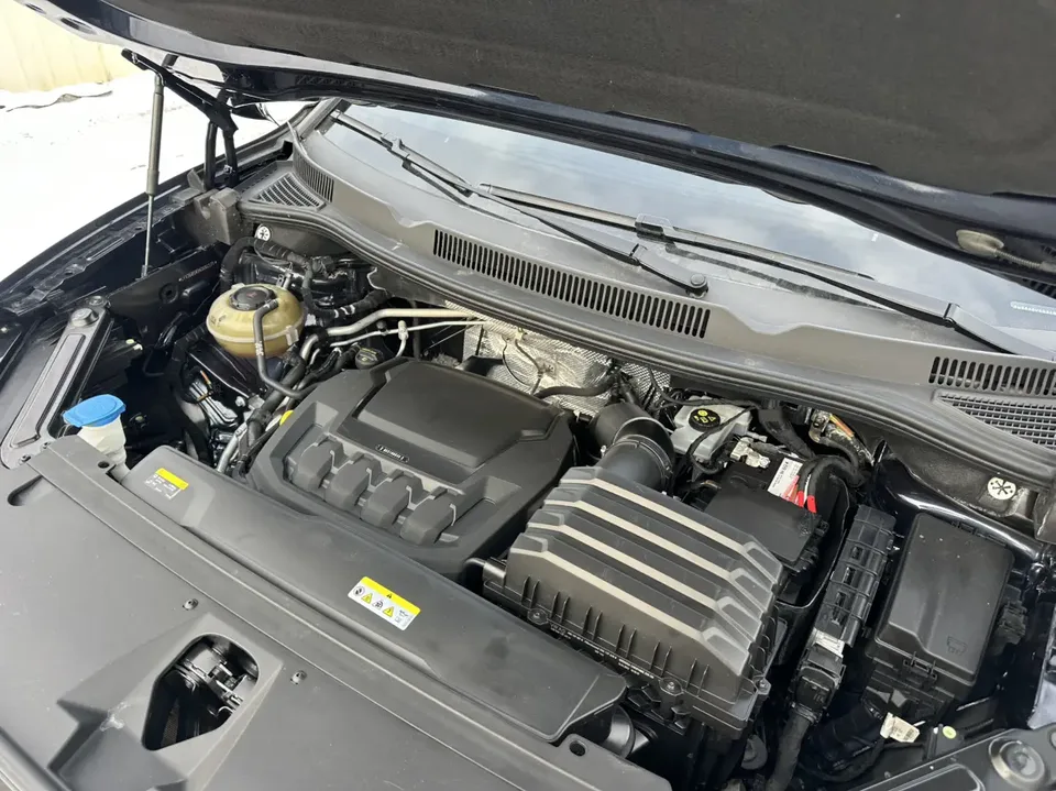 Volkswagen Talagon Lan Jing 2022 380TSI 4WD Luxury Premium Edition Pro 7 Seaters 2023 — thumbnail 3