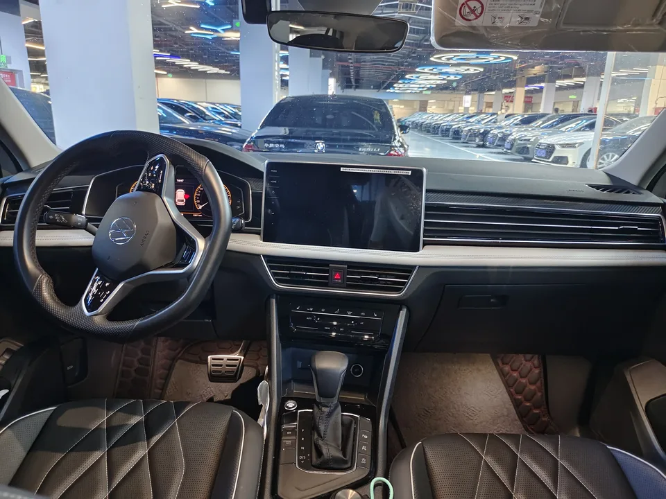 Volkswagen Tiguan L Tiguan L 2023 330TSI two-wheel drive R-Line flagship version 2023 — миниатюра 5