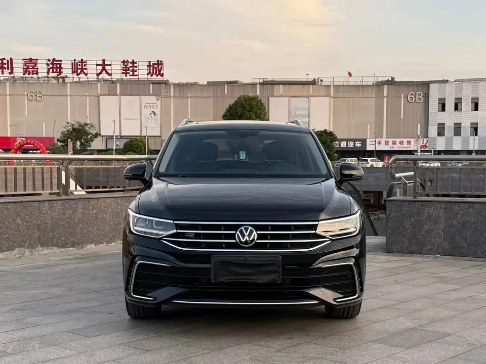 Volkswagen Tiguan L 2022