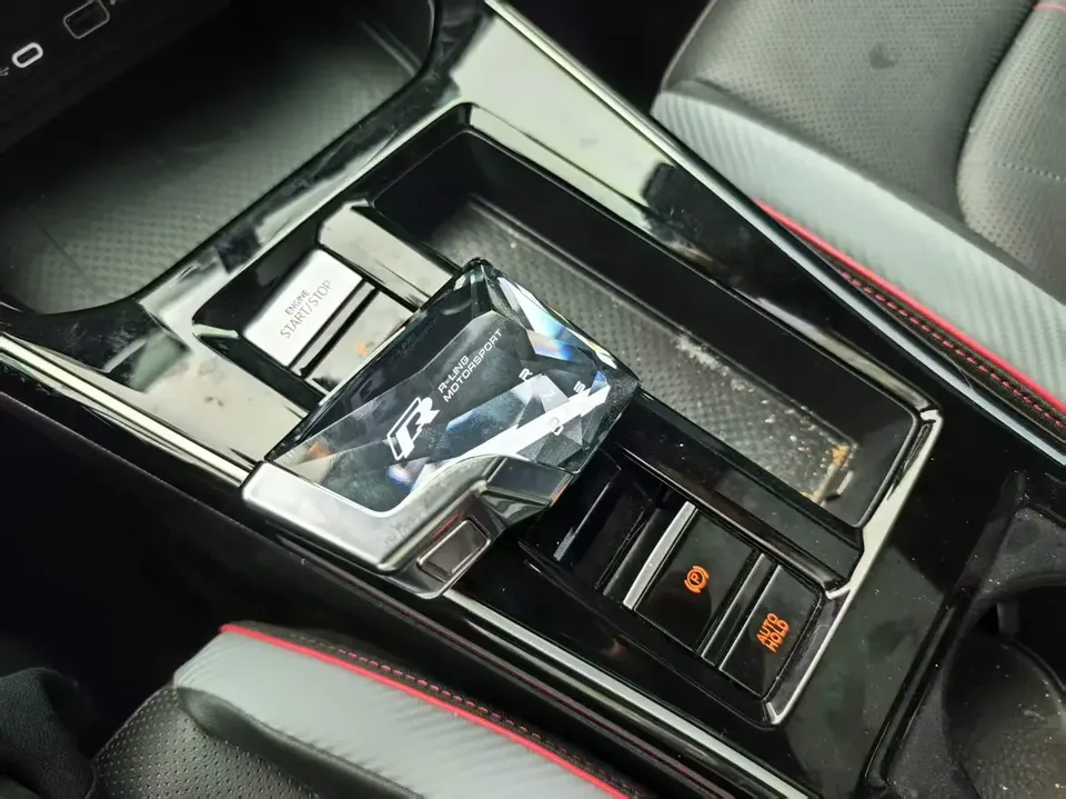 Volkswagen Lamando 2024 Lingdu Lingdu L 280TSI DSG Cool Edition 2024 — миниатюра 5