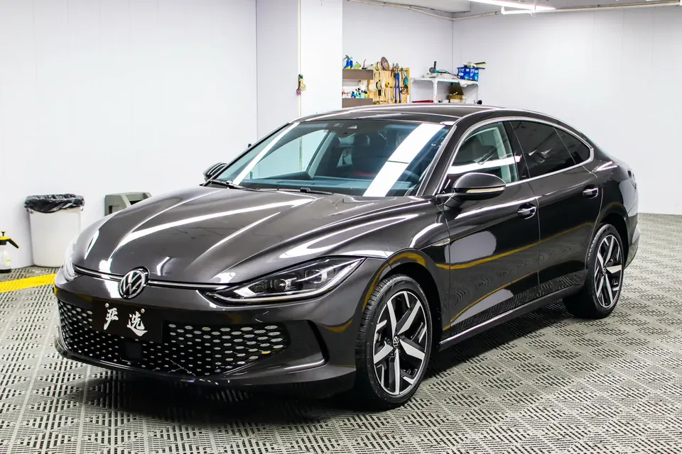 Volkswagen Lamando Lingdu Lingdu L 280TSI DSG Cool Edition 2023 — фото 1, купить с доставкой в Москву