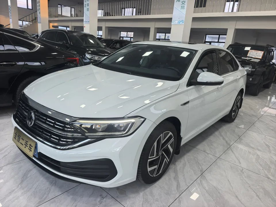 Volkswagen Sagitar 2025