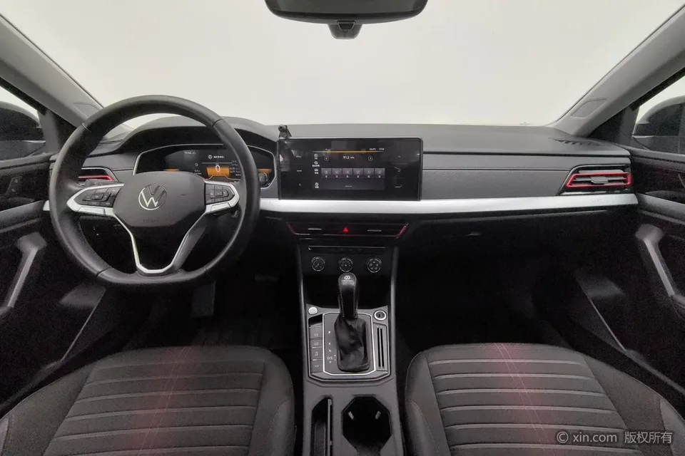 Volkswagen Lavida 300TSI DSG Starry Sky Edition 2023 — миниатюра 3