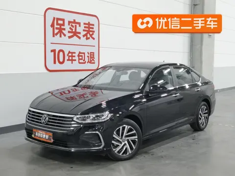 Volkswagen Lavida 2024 купить в Москве