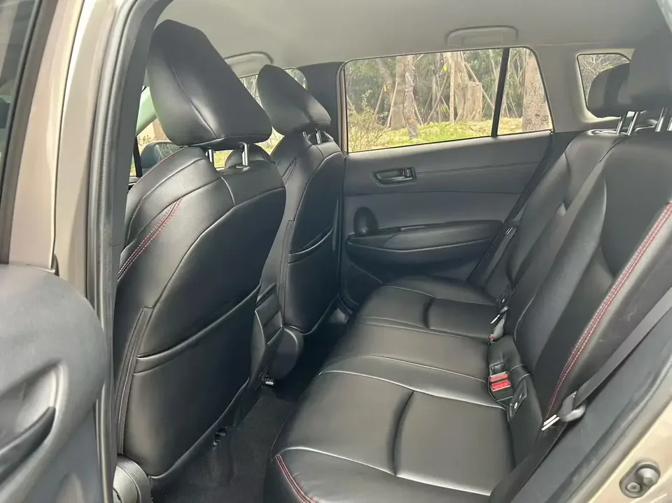 Toyota Frontlander 2.0L CVT Elite Edition 2023 — миниатюра 3