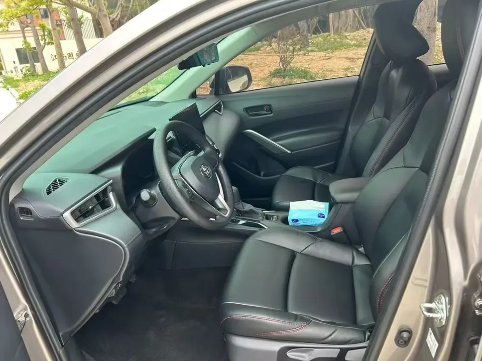 Toyota Frontlander 2.0L CVT Elite Edition 2023 — миниатюра 5