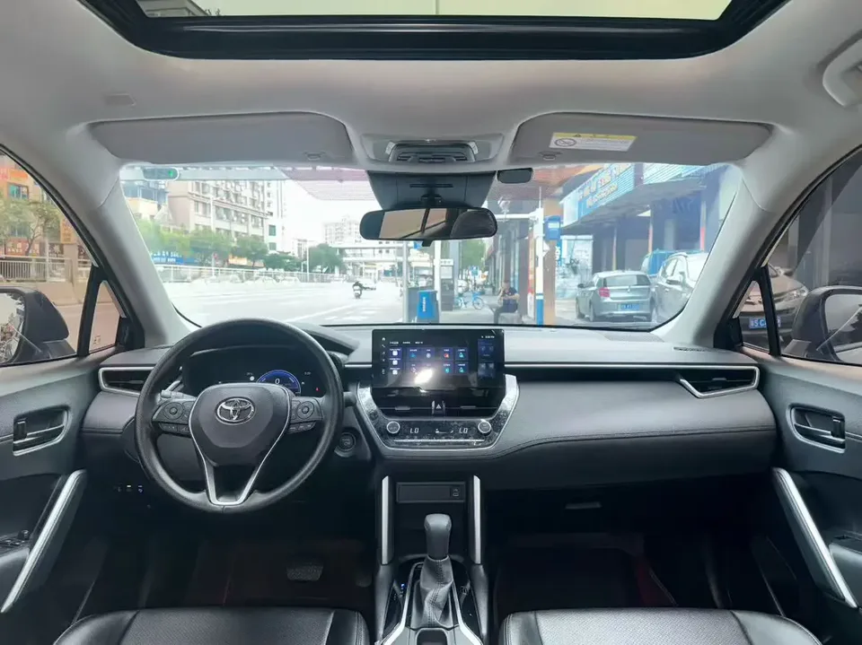 Toyota Frontlander 2.0L Intelligent Electric Hybrid Dual Engine Leading Edition 2025 — миниатюра 2