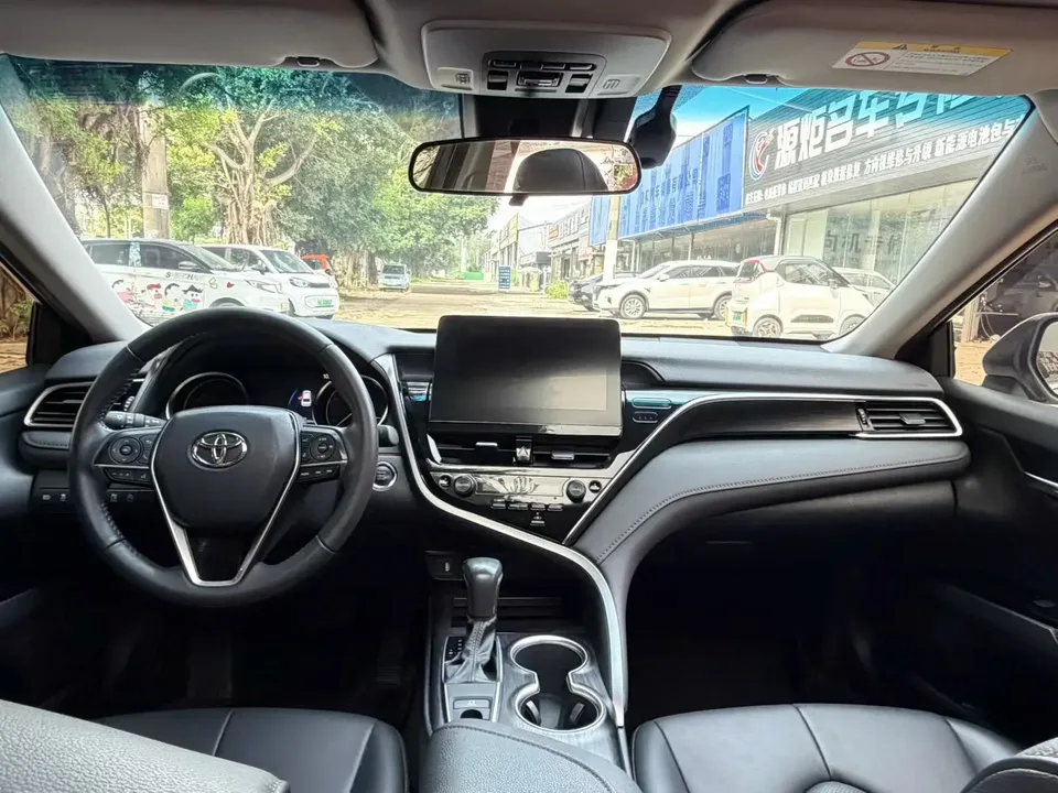 Toyota Camry 2.0GVP Leading Edition 2023 — миниатюра 5