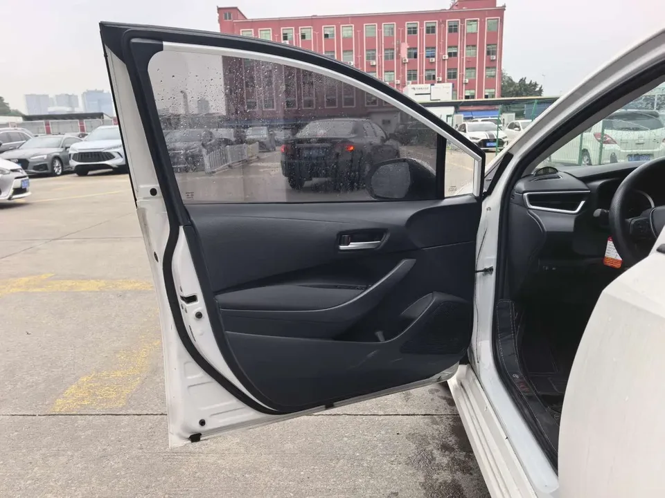 Toyota Corolla 1.2T S-CVT Pioneer PLUS Edition 2022 — миниатюра 5